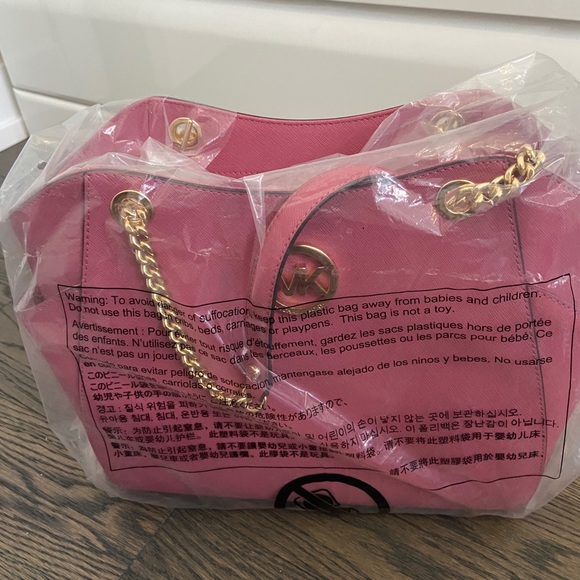 Brand New Michael Kors - Picture 2 of 4